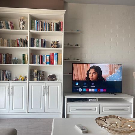 Anna'S Apartment 2 티라나 외부 사진