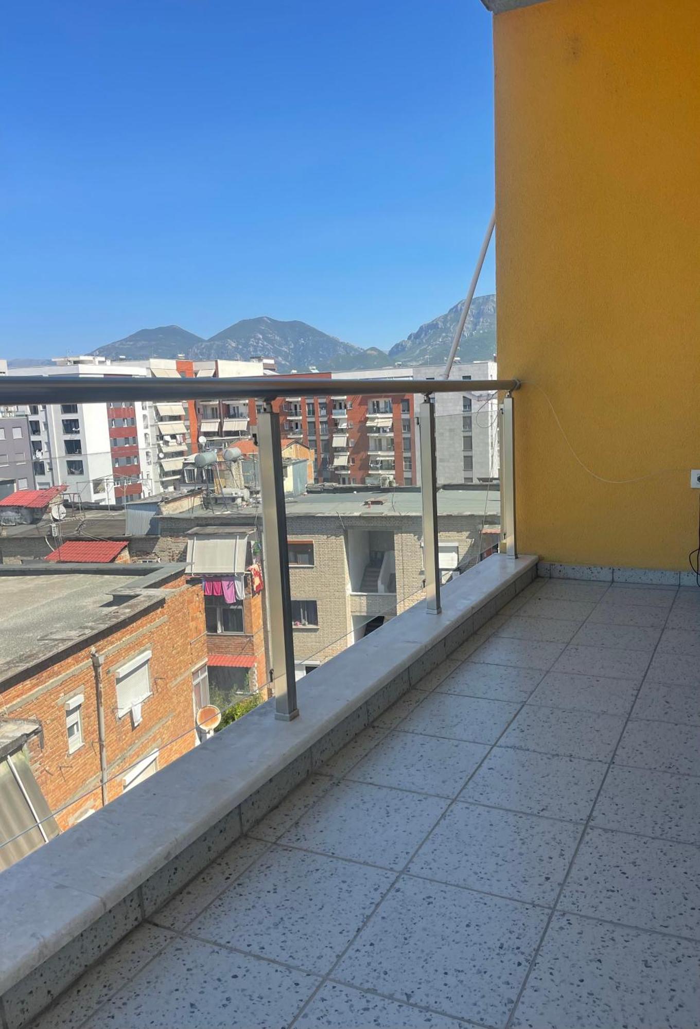Anna'S Apartment 2 티라나 외부 사진