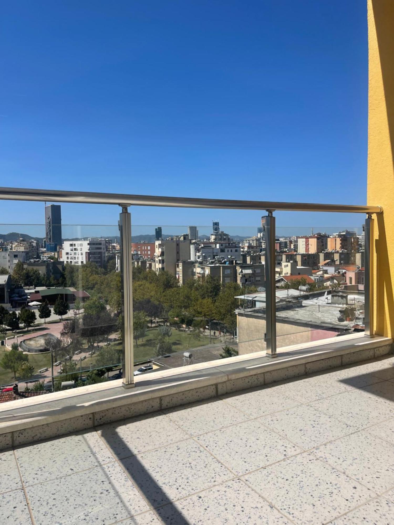 Anna'S Apartment 2 티라나 외부 사진